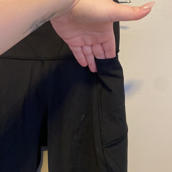Lululemon leggings - Picture 4 of 4